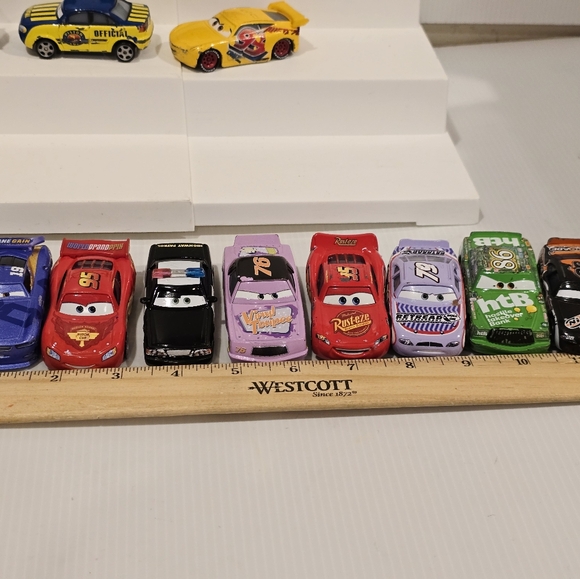 Disney Pixar Cars Diecast Car Set - Picture 15 of 16
